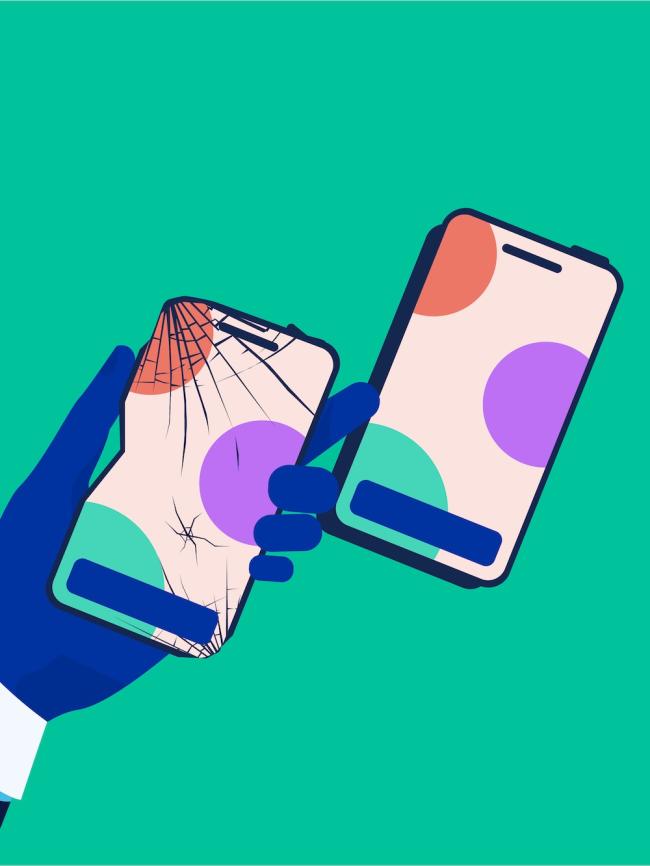 Hånd som bytter ut en ødelagt enhet med en ny erstatningsenhet